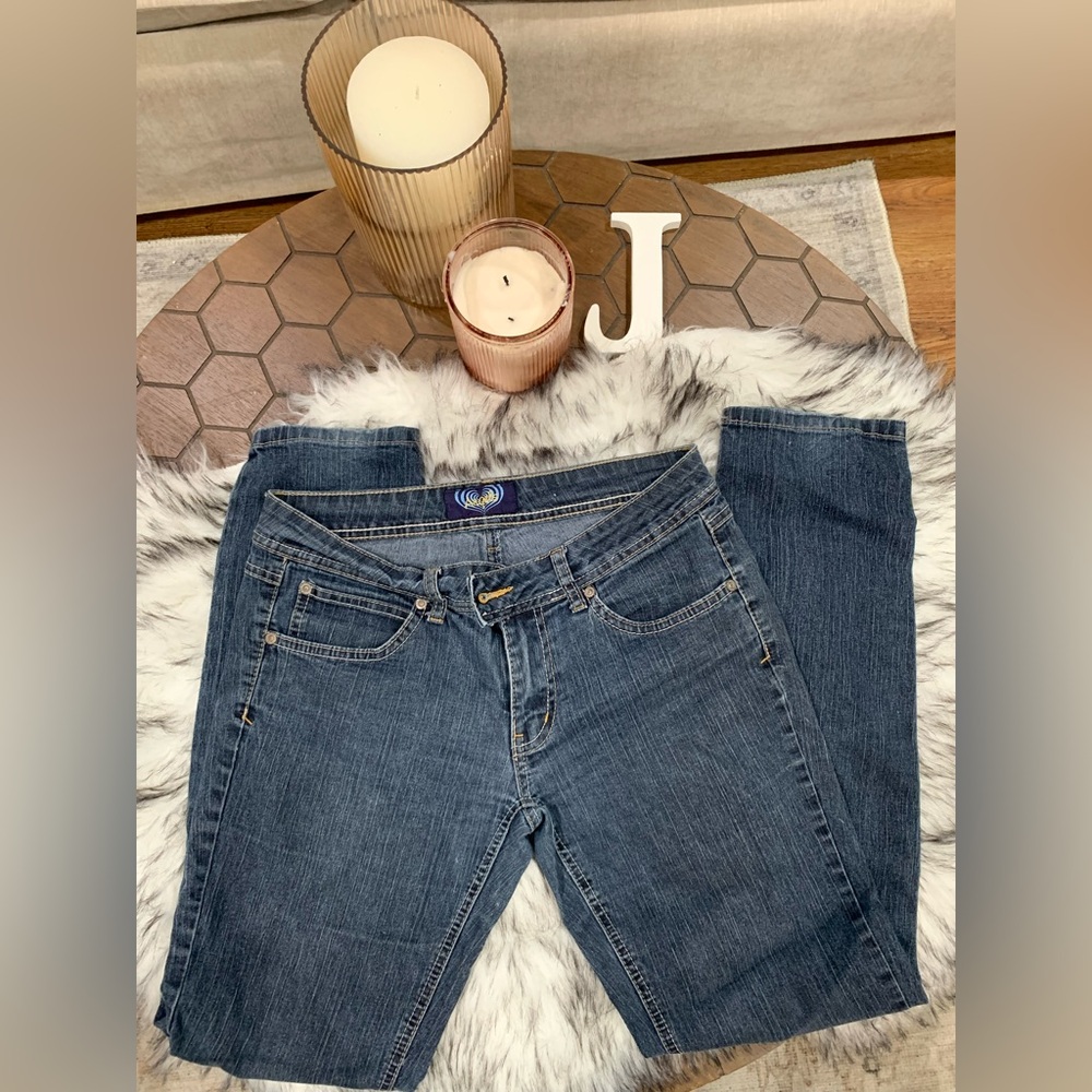Mid-Rise Medium-Dark Wash Straight Leg Stretch Jeans